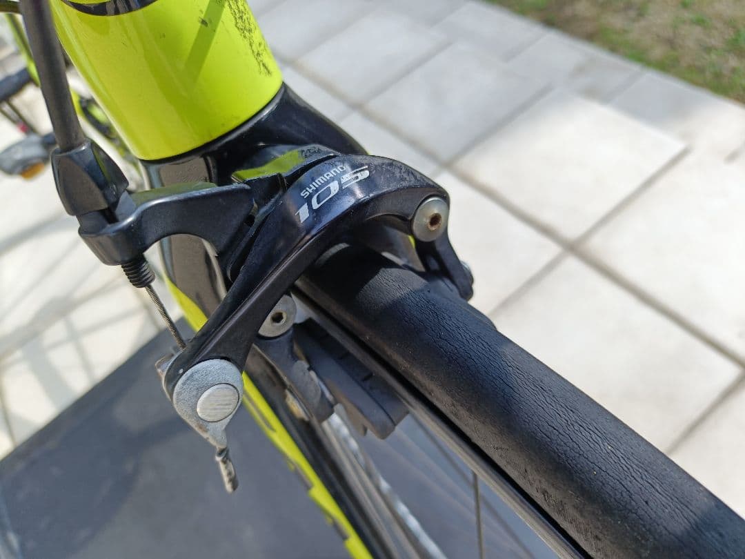 Cannondale CAAD12シマノ105 【除くホイールペダルスタンド】