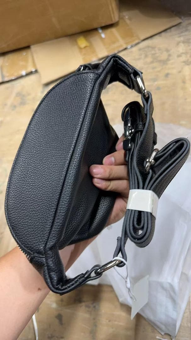 Vivienne Westwood ブラック ボディバッグ　ウエストポーチ