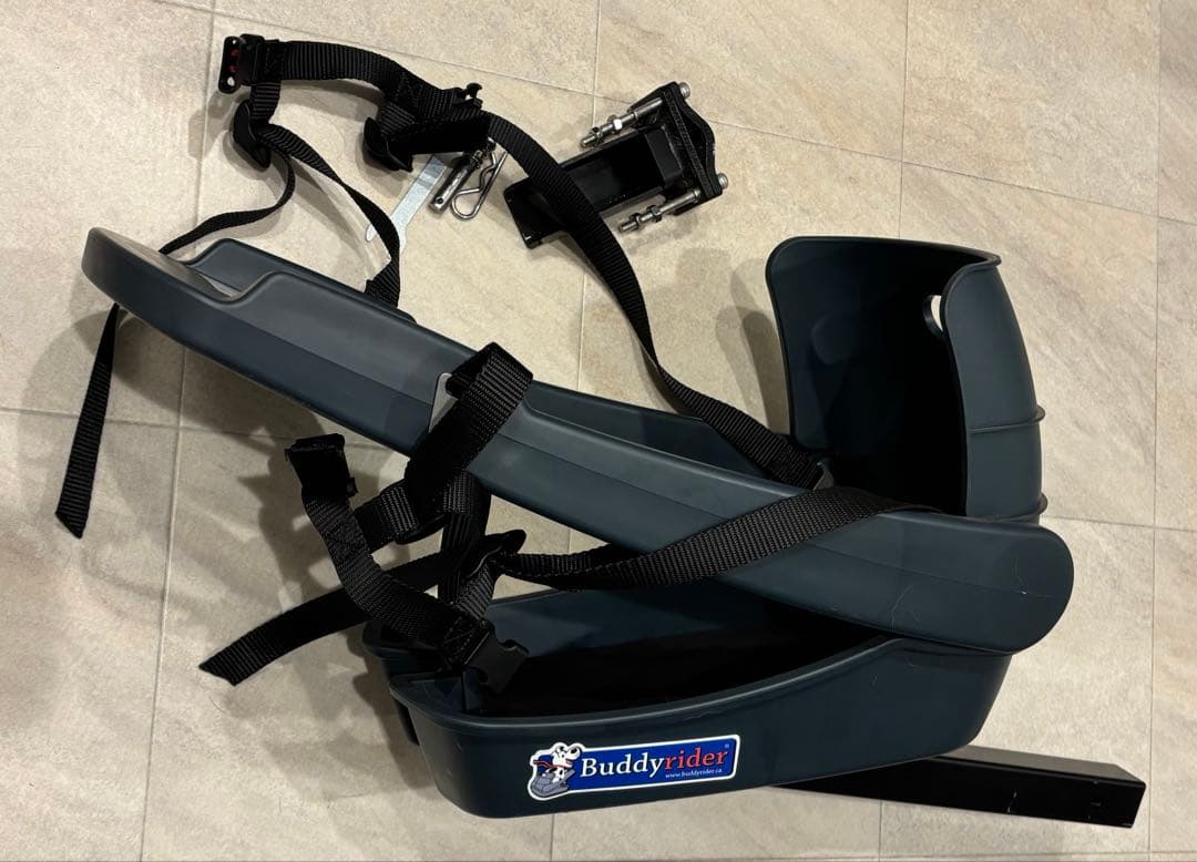 Buddyrider 犬用キャリア グレー 取り付け金具付き バディーライダー