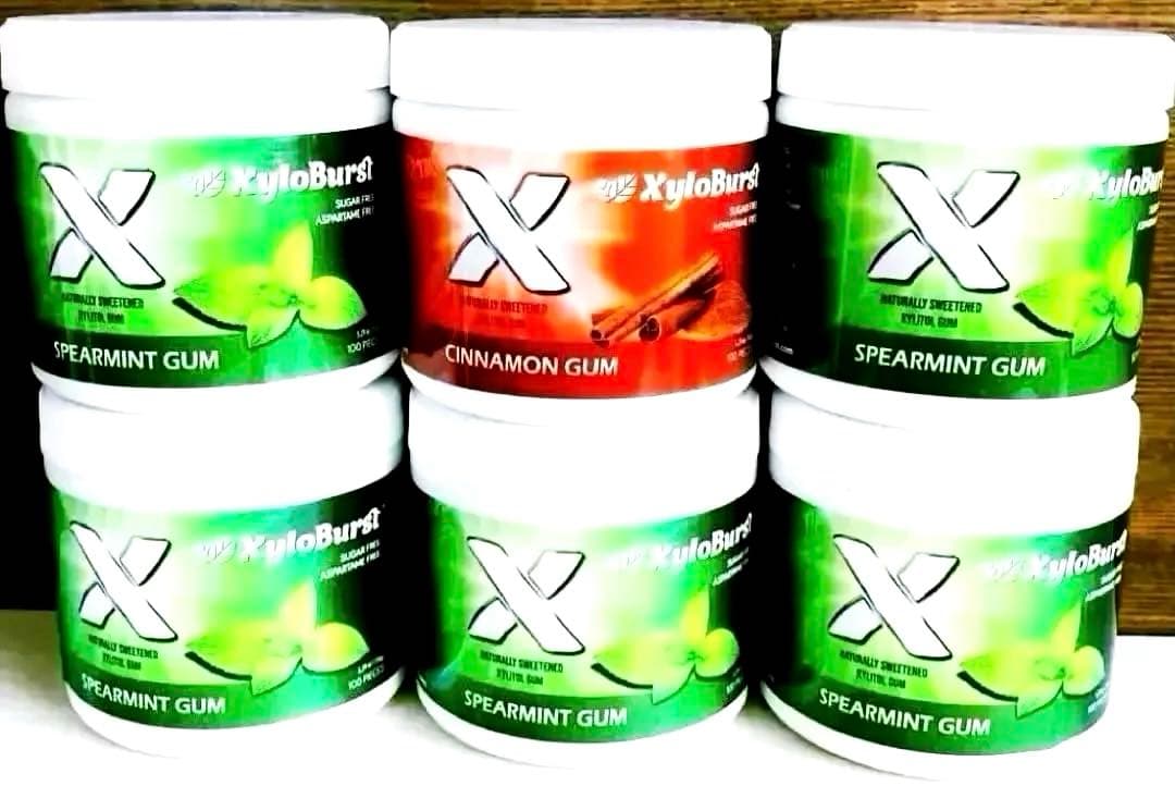 ザイロバースト　キシリトールガム スペアミント　シナモン　ボトルガム
