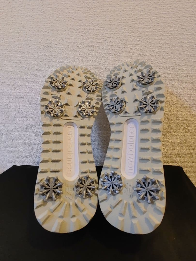 ニューバランス　ゴルフシューズ スパイク　23.0センチ　シルバー　ダイヤル