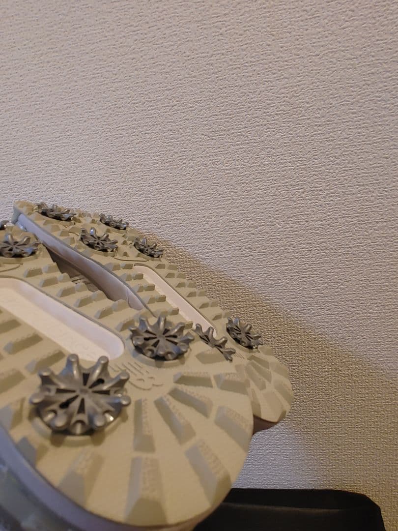 ニューバランス　ゴルフシューズ スパイク　23.0センチ　シルバー　ダイヤル