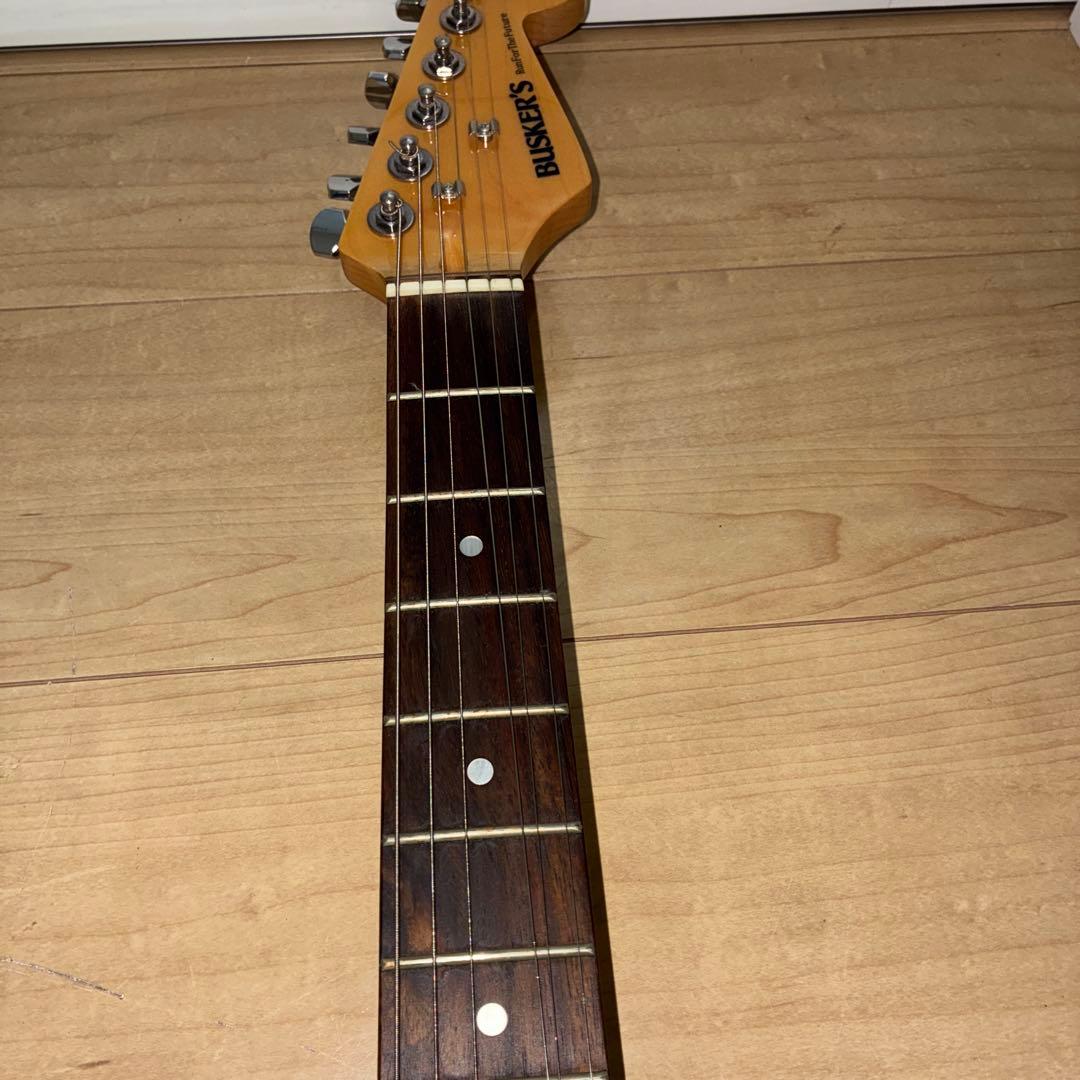 安い調整済み　極美品　バスカーズ　ストラトキャスタータイプ動作良好　SSH 虎目