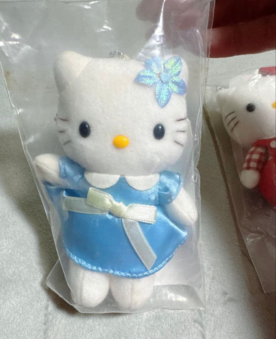 希少 ハローキティ フラッシュマスコット ぬいぐるみ