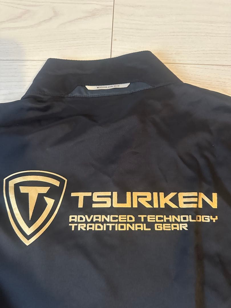 釣研　ストレッチジャケット(M) ウェア美品 ツリケン