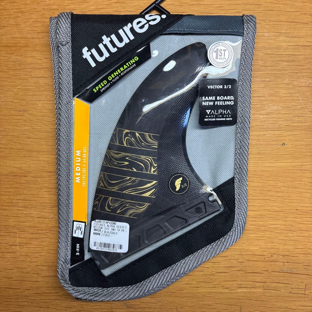 フューチャーフィンアルファベクター2/3 トライフィン　Mサイズ