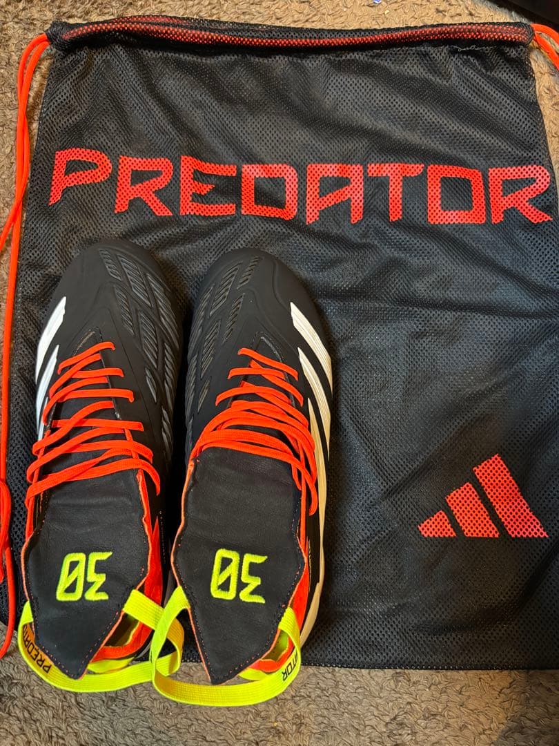 新品未使用⭐︎希少 adidas プレデター エリート FT FG 22.5cm