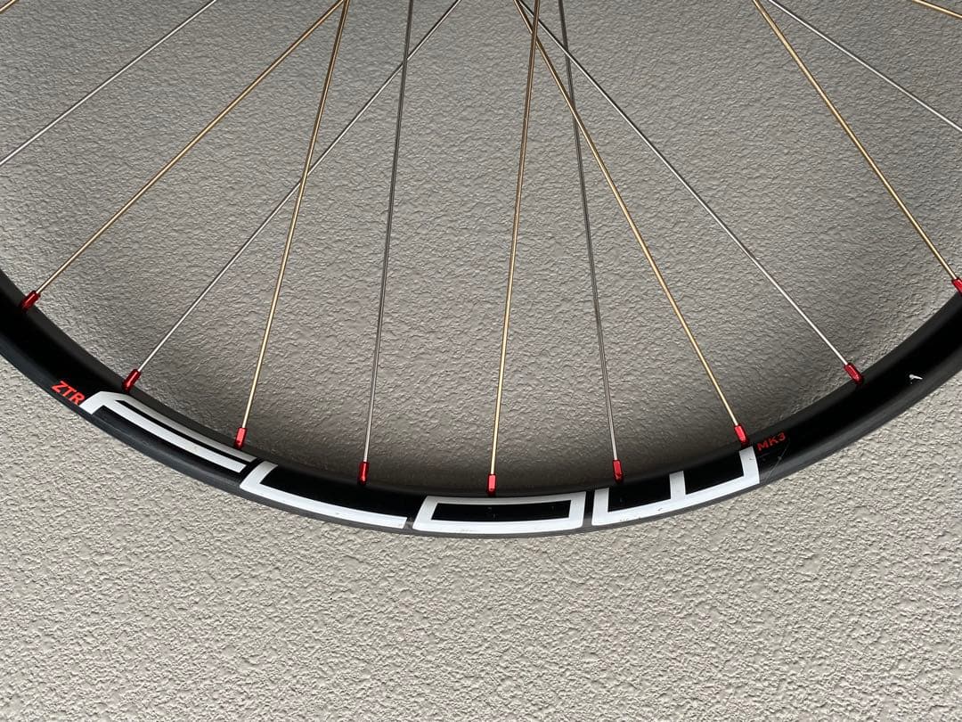 Industry Nine x stan’s 完組ホイール 27.5 DH用