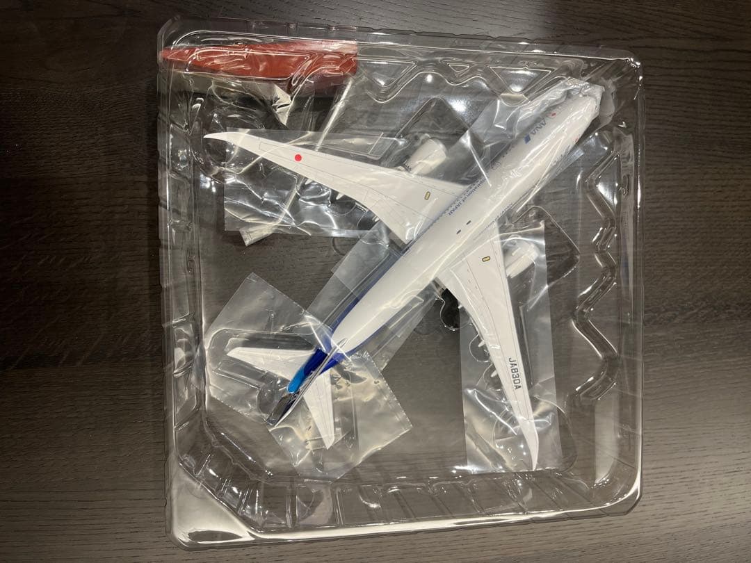 ANA Boeing 787-9 スケール1:200