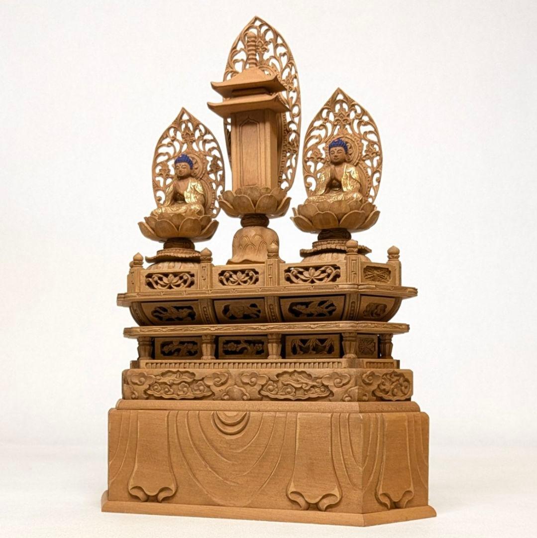 【ゲリラセール・新品】 三宝尊　金泥　紅檀　上彫り　総高さ約26cm　日蓮宗