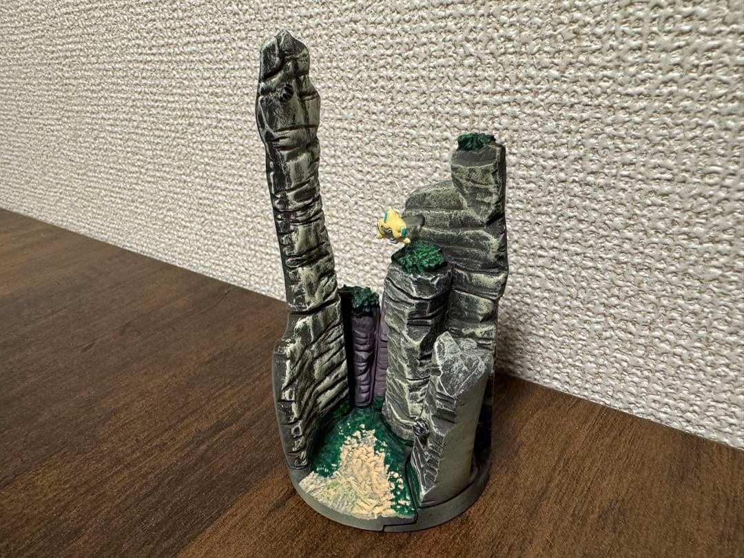 ポケモン　ジオラマ　フィギュア　ジラーチ