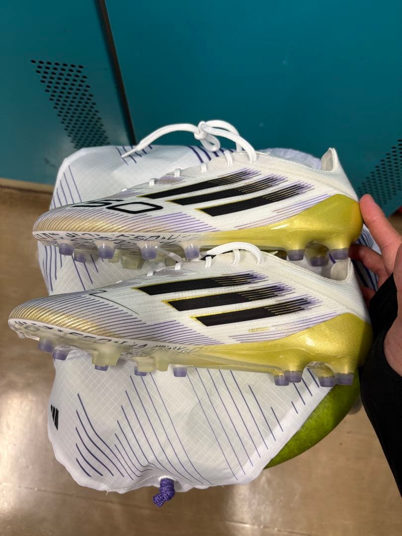 最終価格！！F50 エリート AG