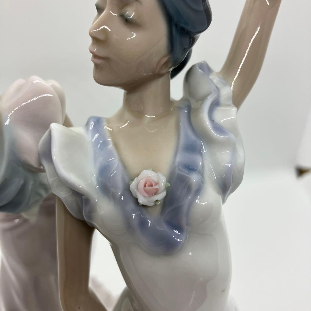LLADRO リヤドロ 情熱の踊り 5601 ダンサー 踊り子 フュギリン 置物