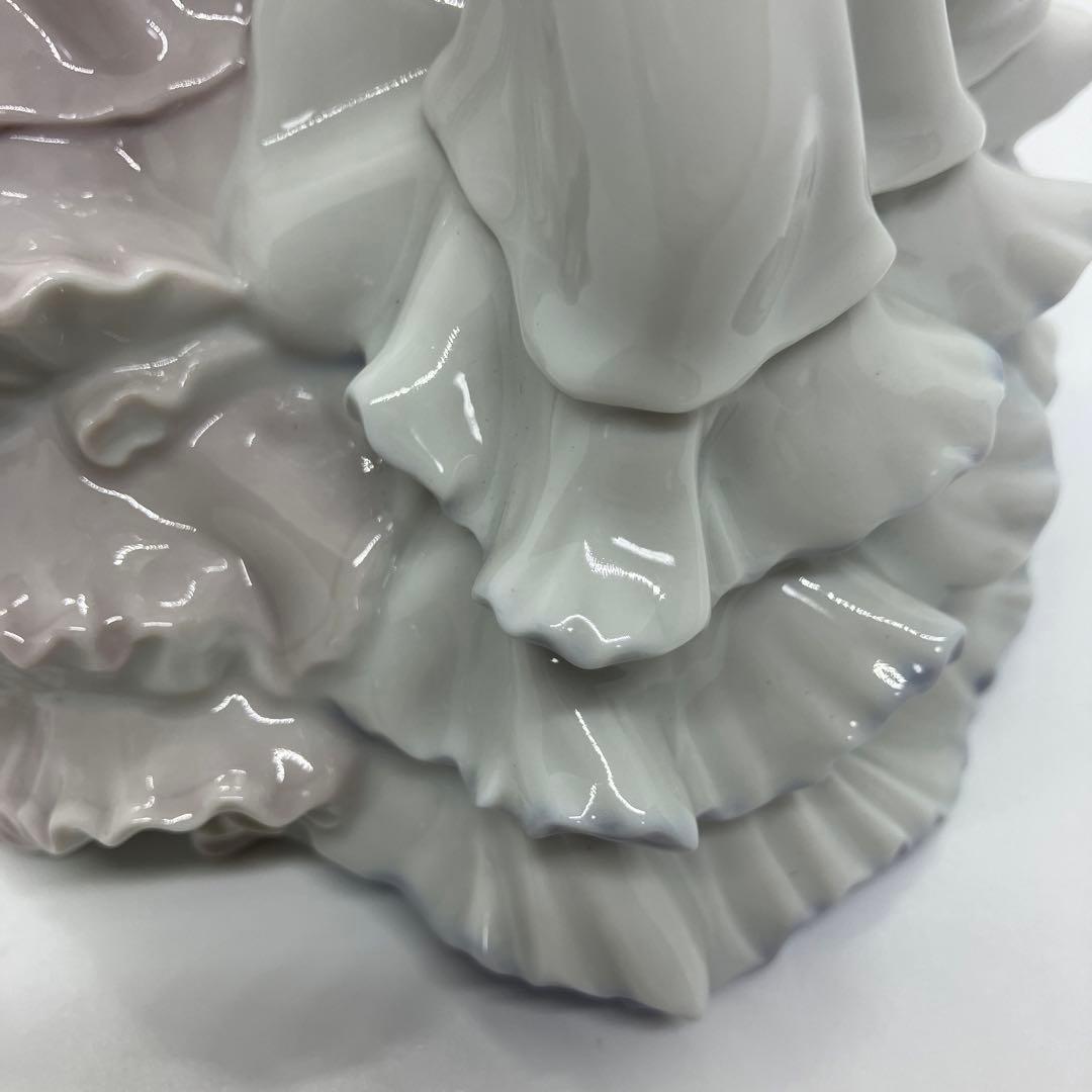 LLADRO リヤドロ 情熱の踊り 5601 ダンサー 踊り子 フュギリン 置物