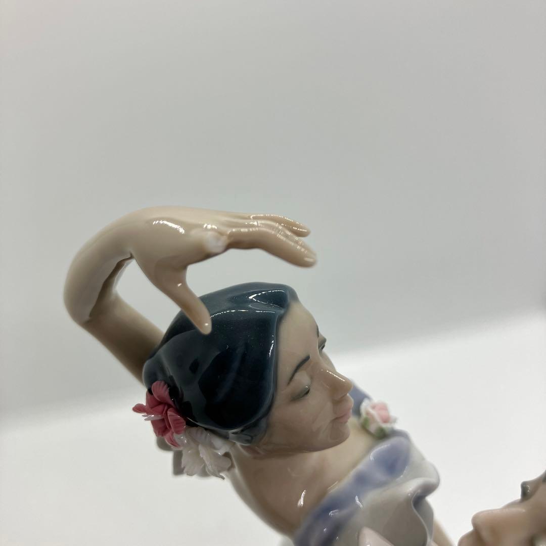 LLADRO リヤドロ 情熱の踊り 5601 ダンサー 踊り子 フュギリン 置物