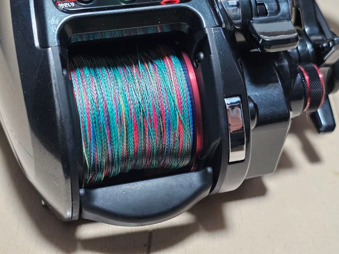 シマノ プレイズ 1000 右ハンドル 17モデル 電動リール 小中型