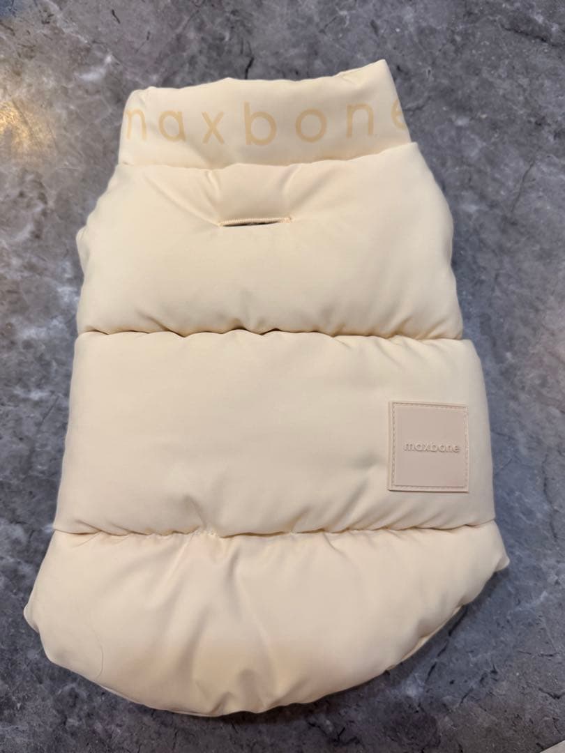 MAX BONE ARABELLA PUFFER VEST 犬用　ダウン