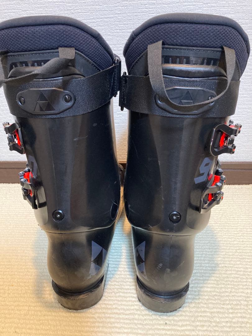 FISCHER RC ONE 90 27㎝-27.5㎝