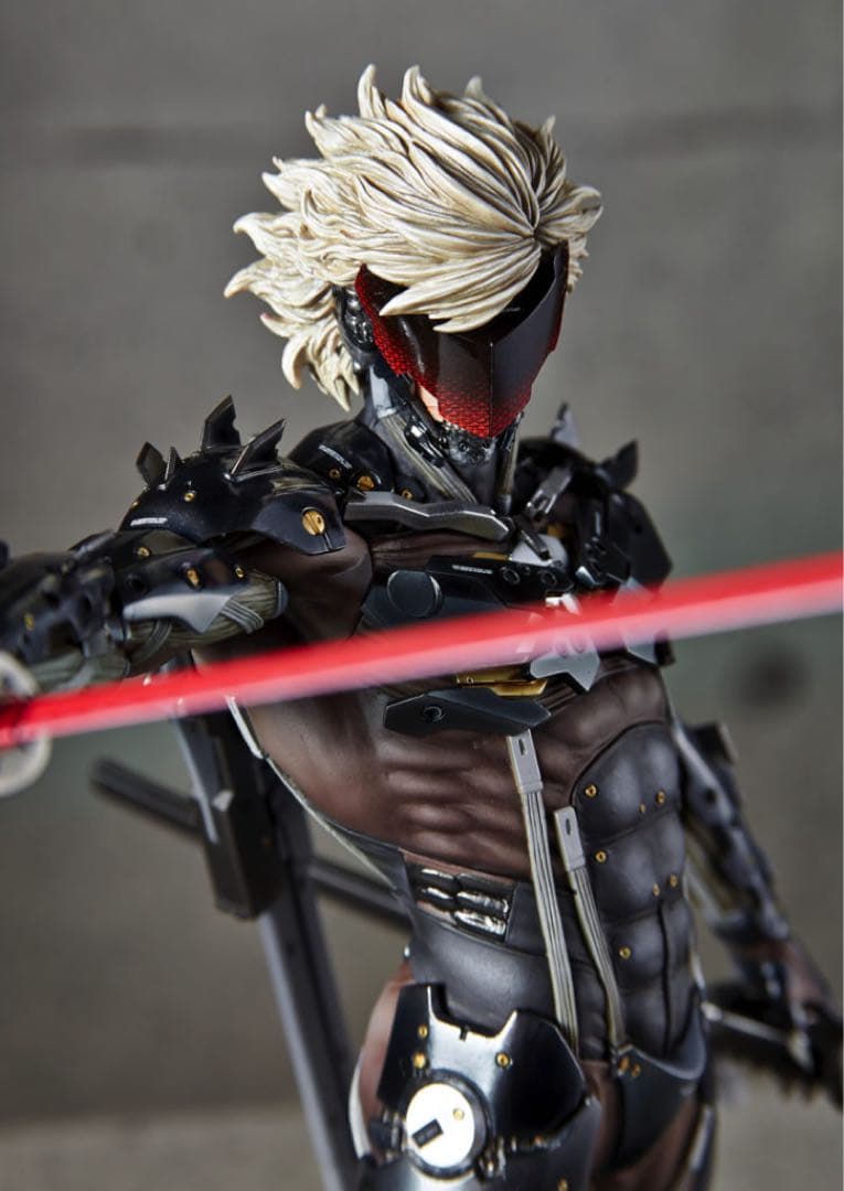 Gecco 雷電　スタチュー