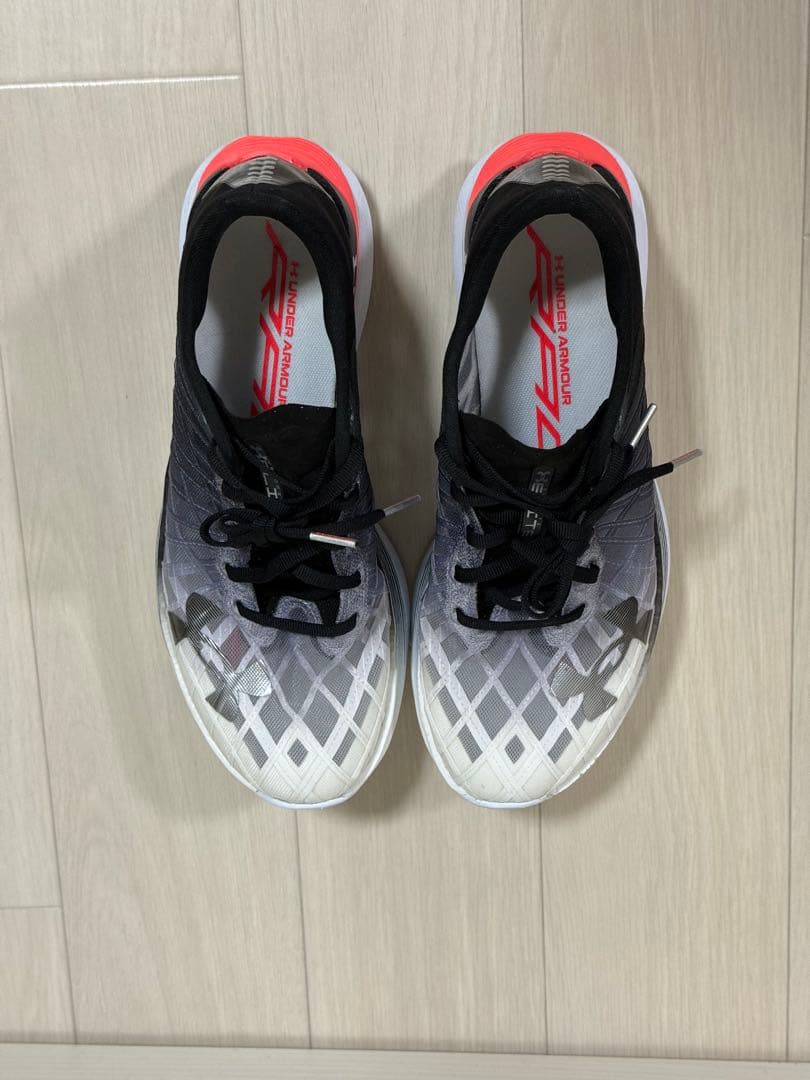 アンダーアーマー フロー ベロシティ エリート　25.5cm