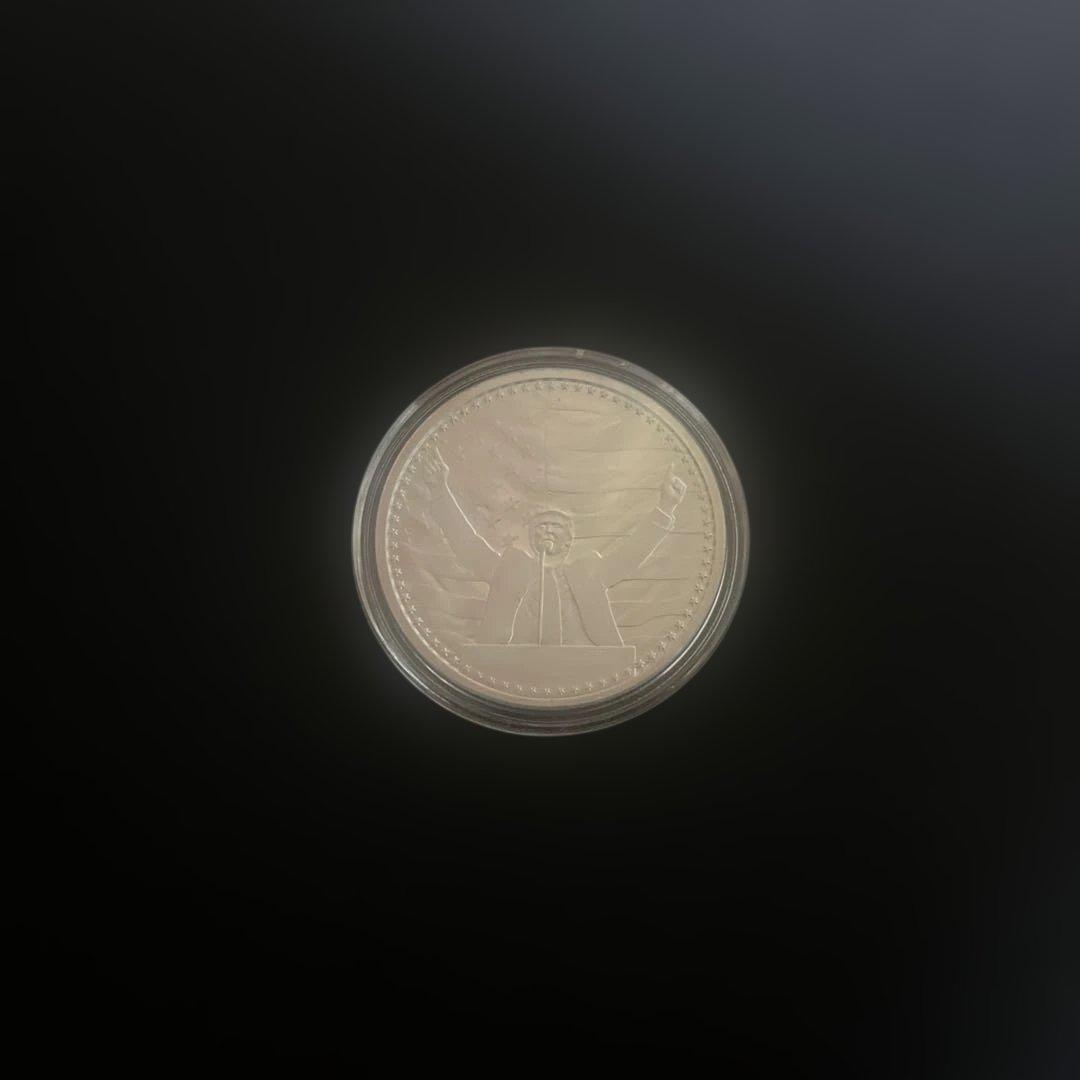 Donald J. Trump 純銀 47代大統領