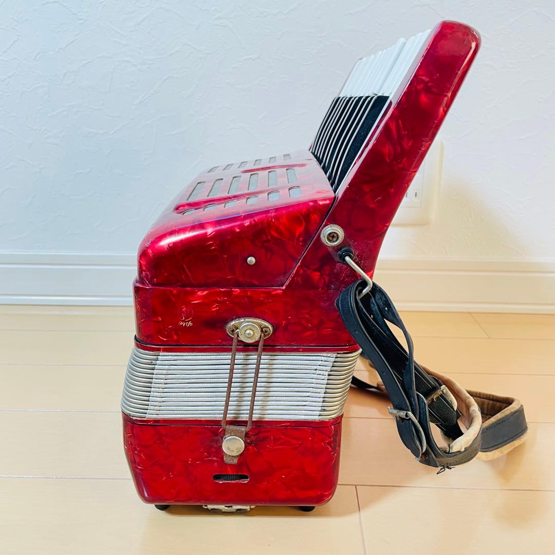 【良品】YAMAHA アコーディオン 25鍵盤 赤 ストラップ付 8905