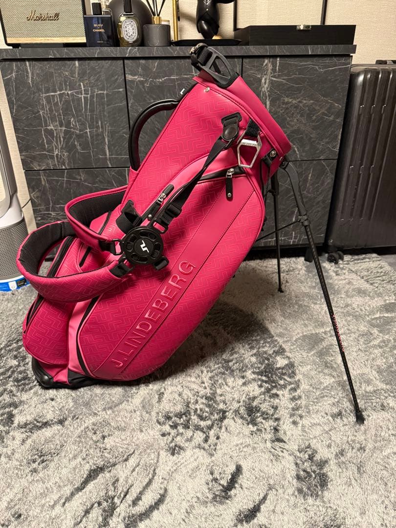 J.LINDEBERGスタンド式キャディバッグ　べゼルコラボ