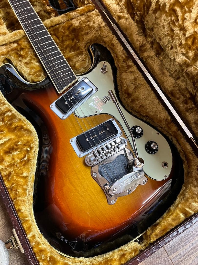ARIA VM-2001 The Ventures mosrite モズライト