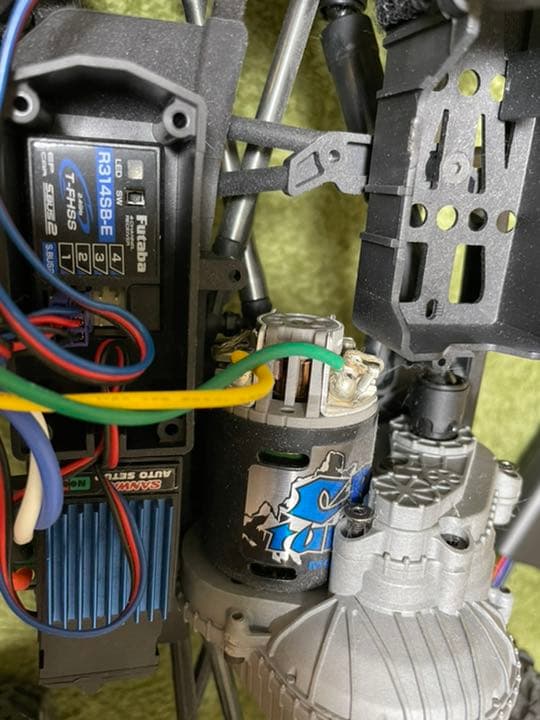 jeep グラディエーター　アキシャル　scx10 kit 完成品