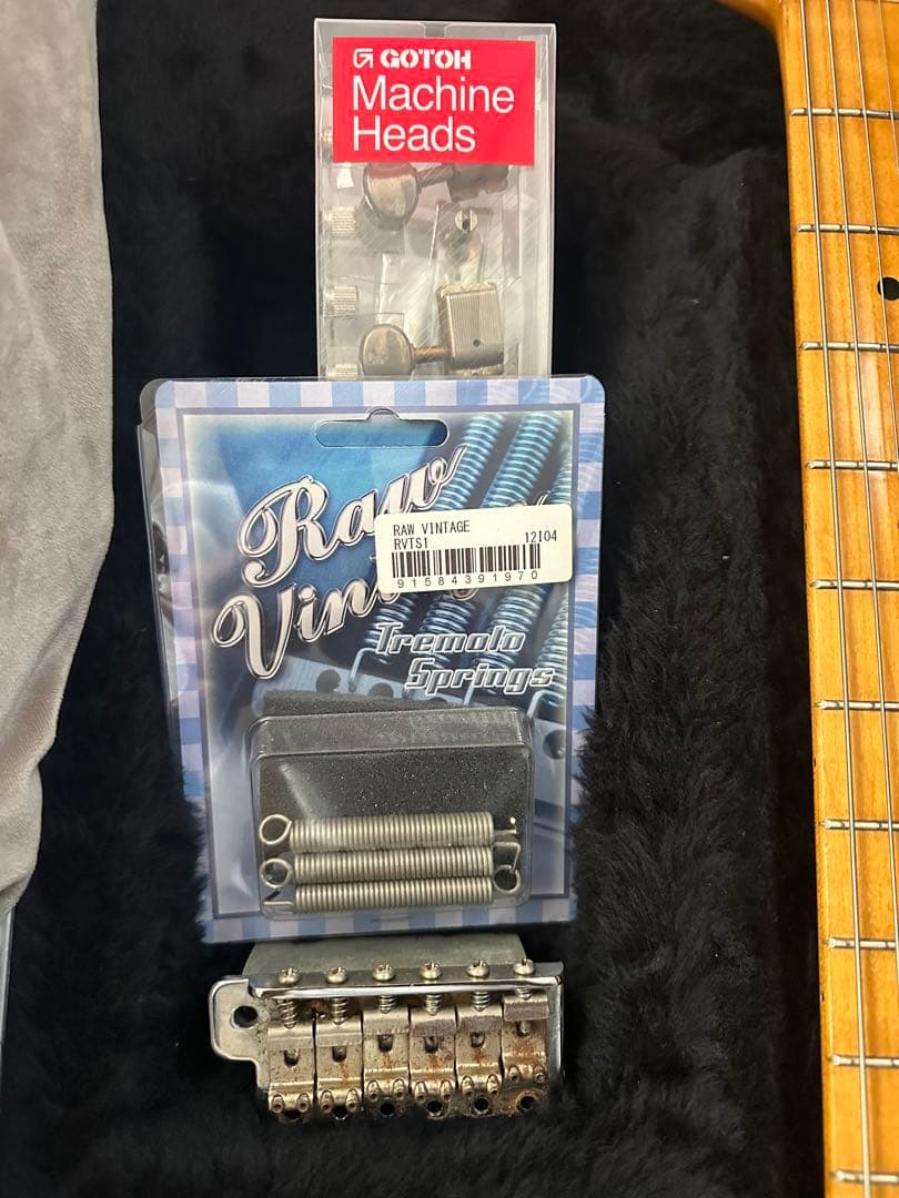 90's 付属品多数 fender japan ST-54 ストラトキャスター