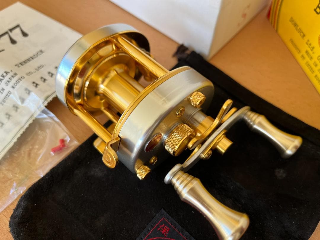 道楽 Dowluck Biteman 77 Platinumgold