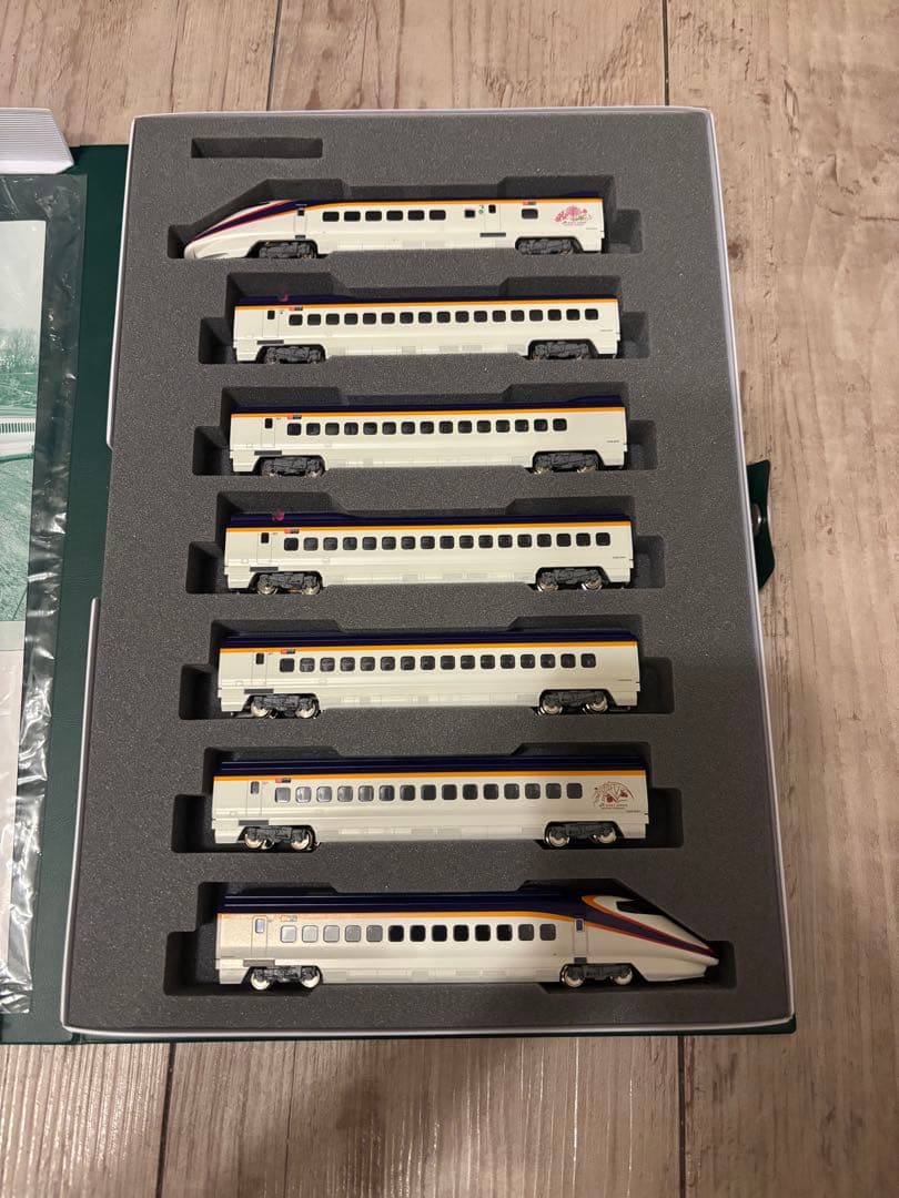 KATO　E3系2000番台 山形新幹線「つばさ」新塗色 7両