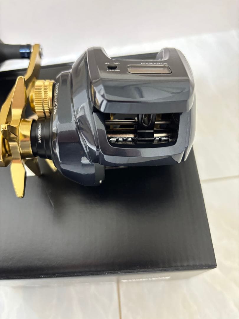 新品未使用ダイワ ティエラ LJ IC 200H ソルティガ オシアコンクエスト