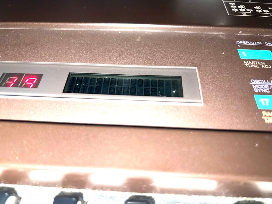 m*y様 【期間限定価格】【超希少】坂本龍一氏音色データ入りDX7 完動品（MI