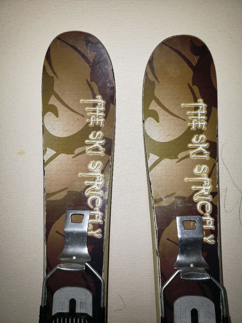 ストリクトリー STRICTLY STOLAS スキーボード 99cm　板のみ