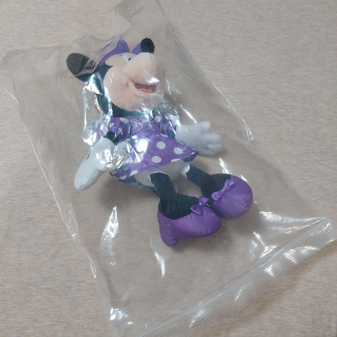 ディズニー★ミニーの日 ぬいぐるみチャーム 水玉 紫