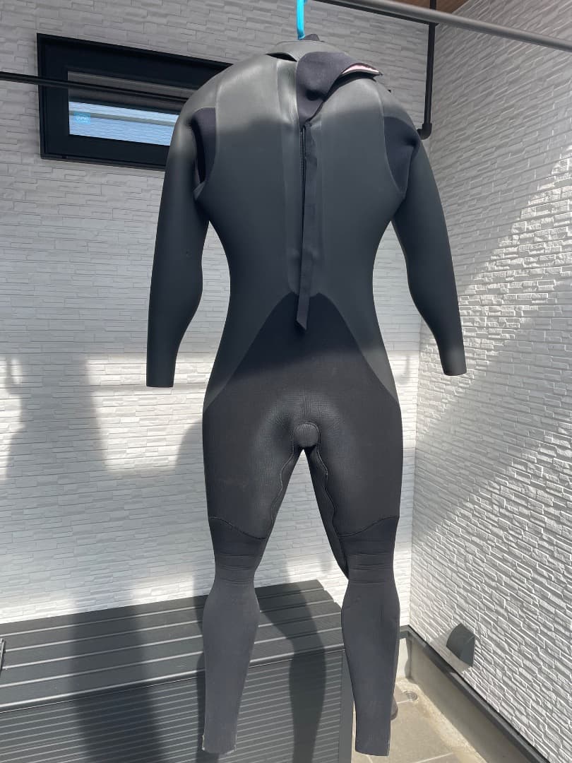 DOVE セミドライ　ウェットスーツ　ブラック