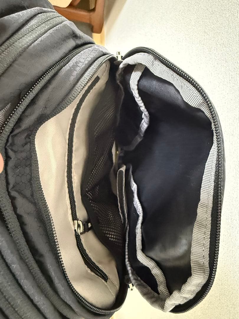 deuter(ドイター)　RACE EXP AIR 14+3 ブラック リュック