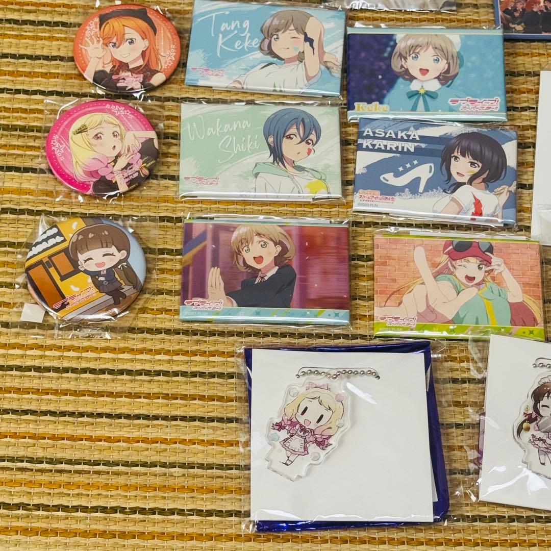 まとめ ラブライブスーパースター 缶バッジ アクリルキーホルダー 等 セット 。