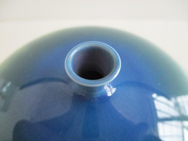 人間国宝　三代徳田八十吉　晩年作　耀彩壷　真作保証品