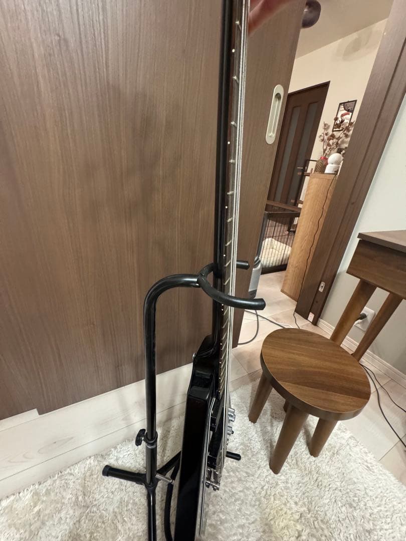 a*d様 Burny フライングVベース