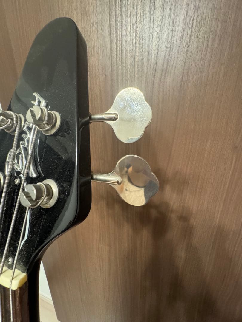 a*d様 Burny フライングVベース