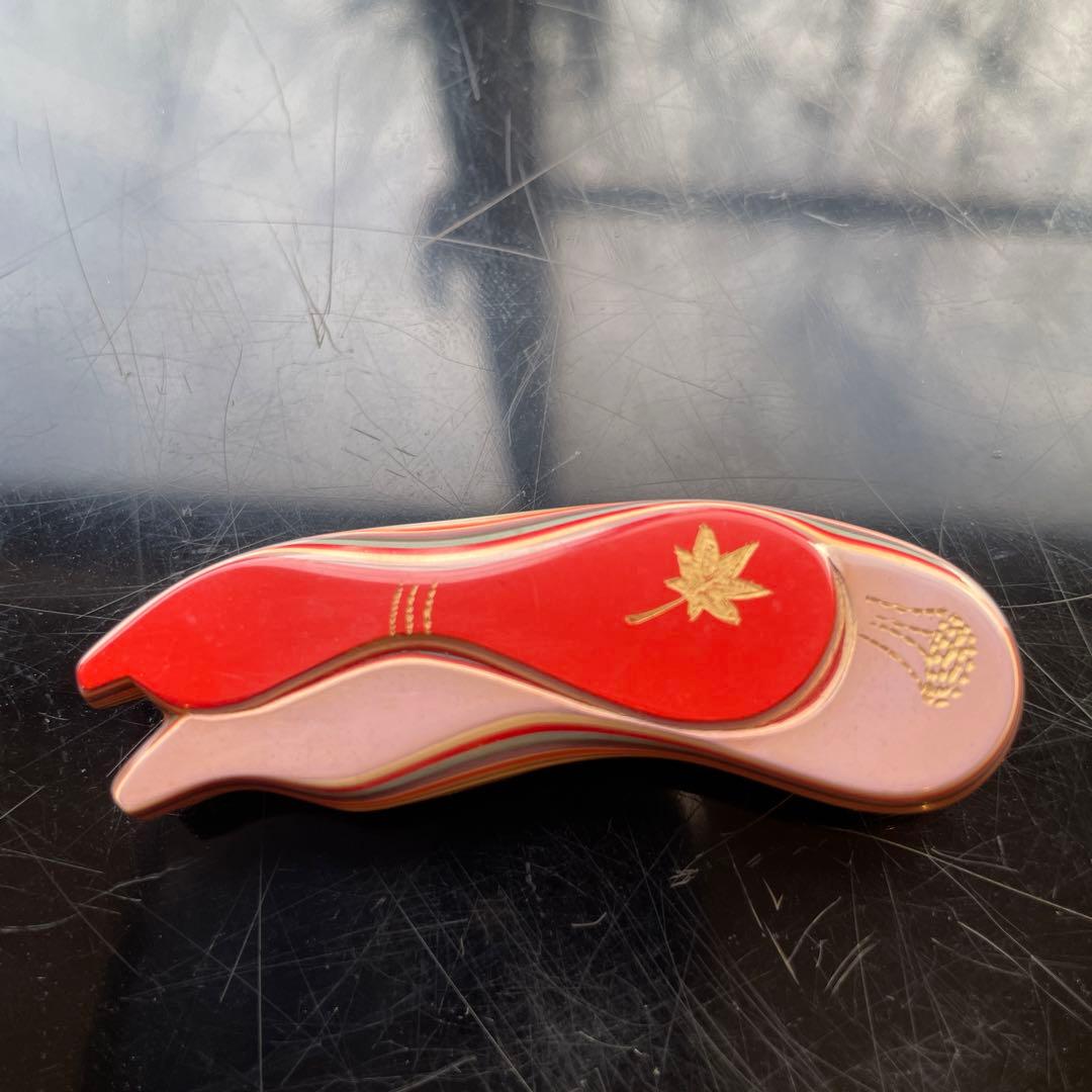 在銘　堆朱　瓢箪帯留