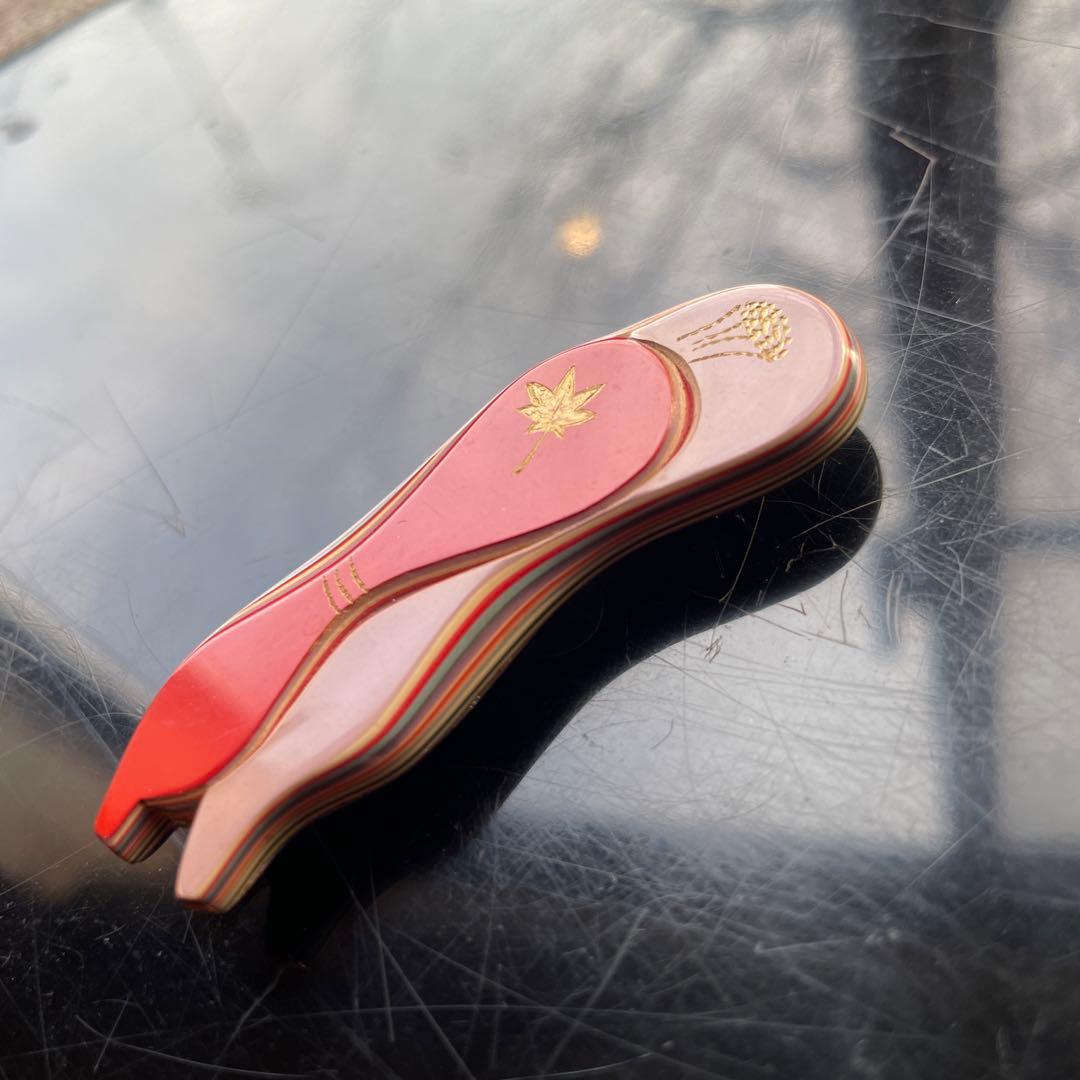 在銘　堆朱　瓢箪帯留