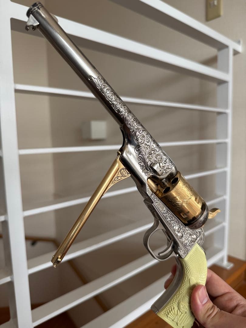 マルシン カスター将軍のリボルバー コルト M1861 モデルガン エングレーブ