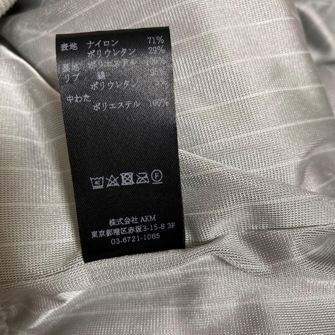 ウノピュウノウグァーレトレ 中綿ダウンジャケット　ブルゾン　ゴルフウェア