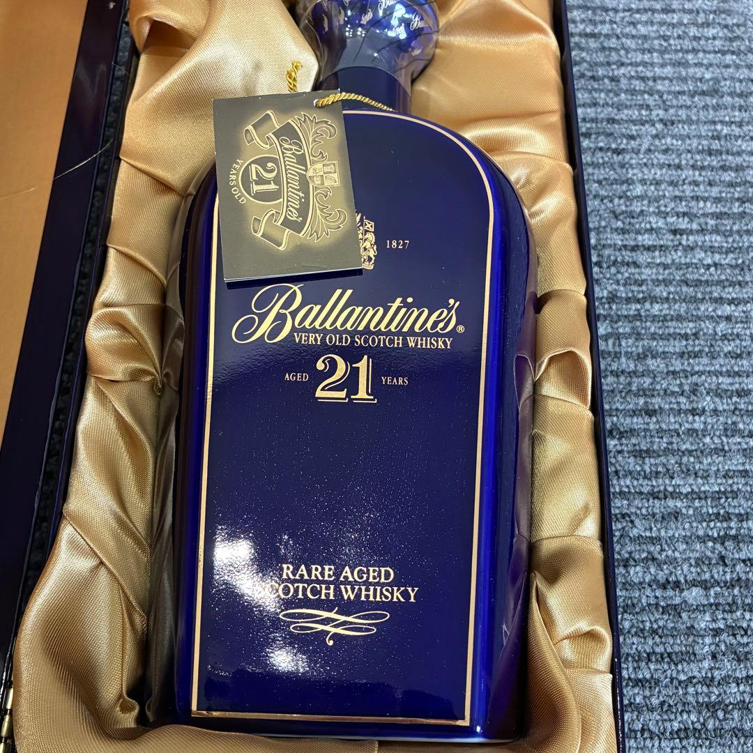 バランタイン21年スコッチウイスキー 未開封　陶器ボトル　箱/プラカバー付