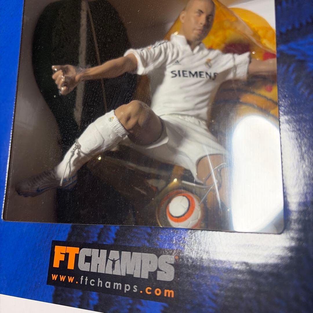 Ronaldo 9 フィギュア FT Champs