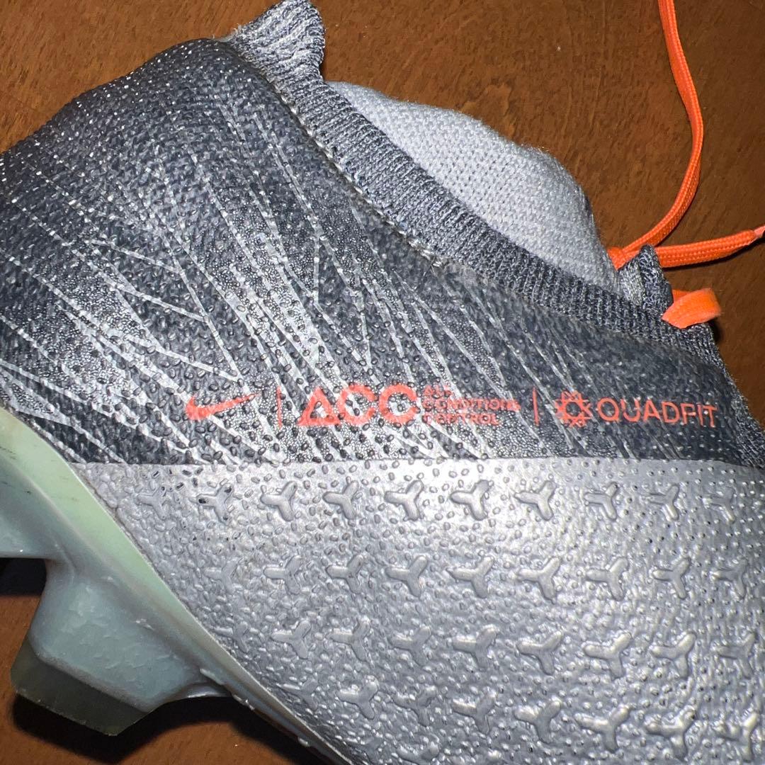 NIKEファントムビジョン(FG)