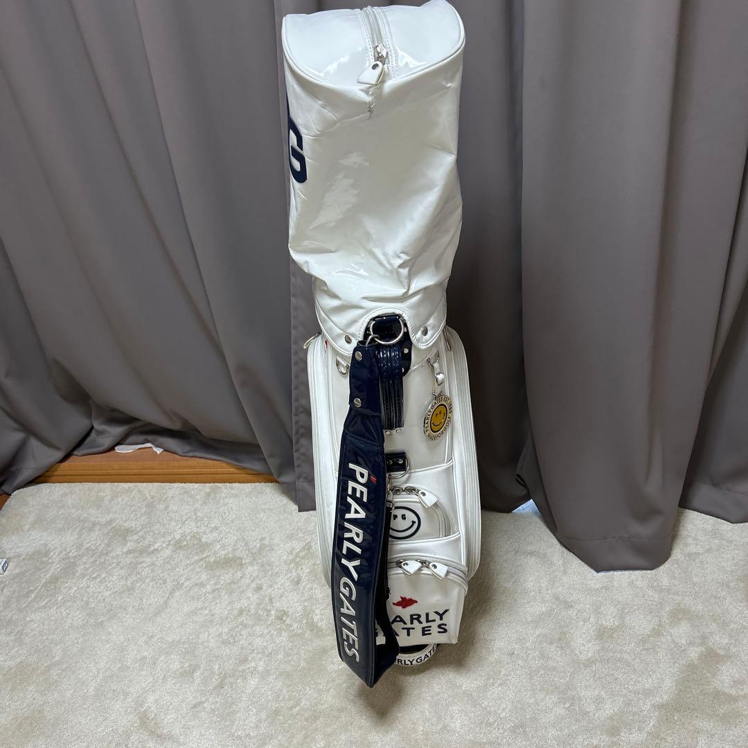 PEARLY GATES【定番】 キャディバッグ エナメルホワイト